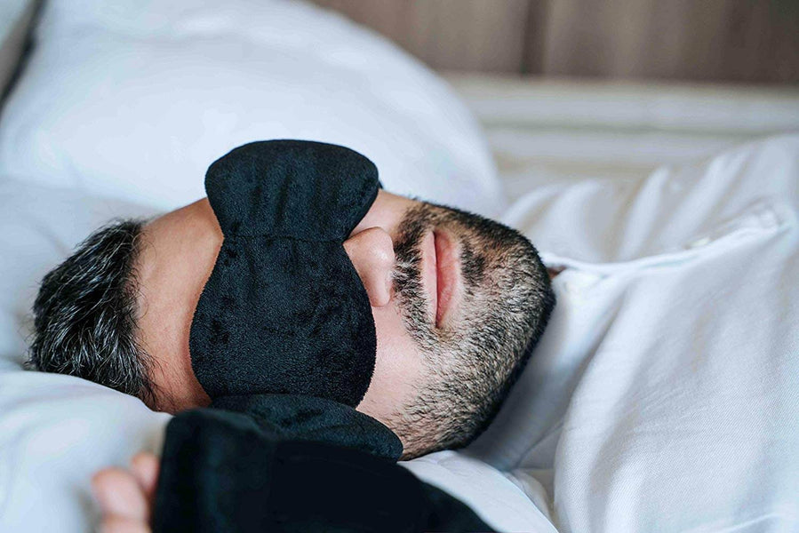 How a Sleeping Mask Can Help You Get a Better Night's Rest