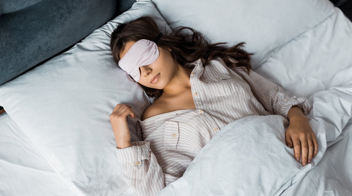 BENEFITS OF SLEEPING WITH A SILK SLEEP MASK Sleep Monkey