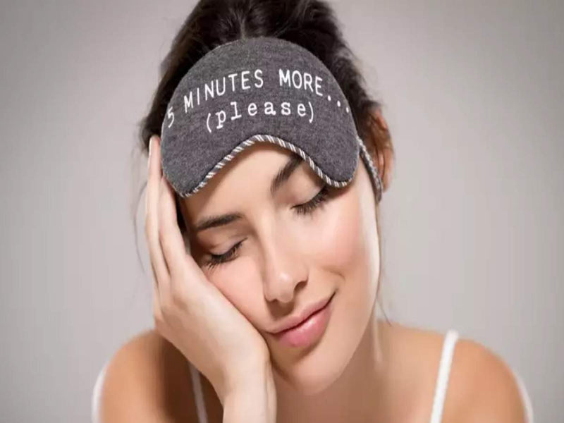 The Scientific Reasons Why you Should be Using a Sleeping Mask