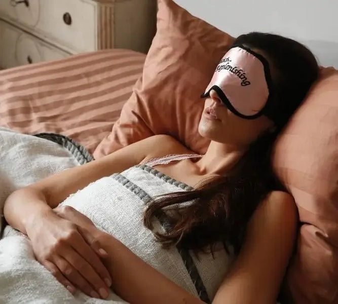 Can You Sleep with a Face Mask On? Maximizing Darkness for Quality Sleep
